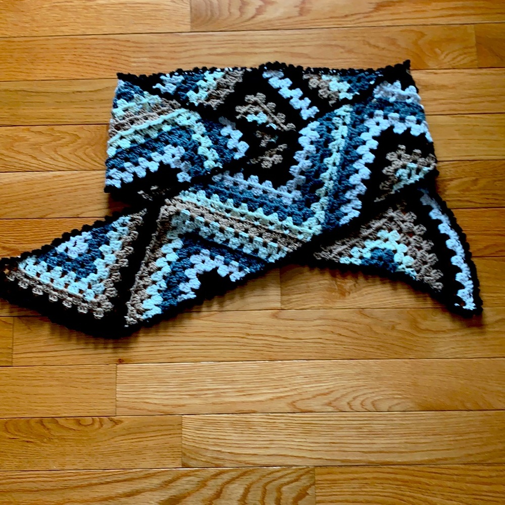 Granny square long scarf